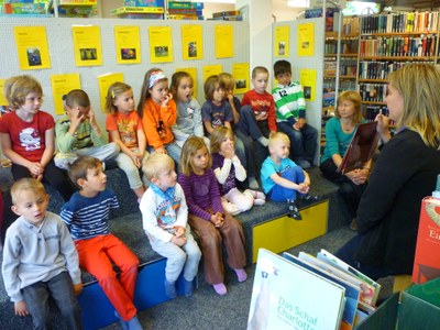 Kindergarten besucht unsere Bücherei
